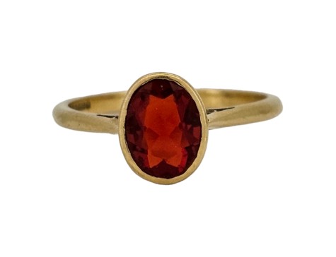 Fire opal Solitaire Dress Ring 18ct Yellow Gold Oval Cut Vintage 