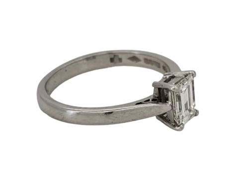 Diamond Solitaire Ring Emerald Cut F-G Colour Vs Clarity 0.62ct Platinum 