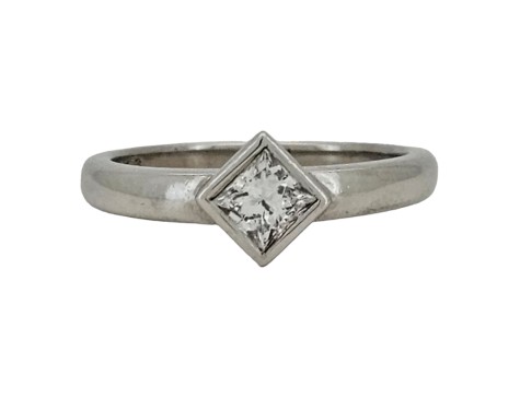 Diamond Solitaire Ring Platinum Bezel Rub-over Set Princess Cut 0.40ct F-G Colour Vs-Si Clarity 