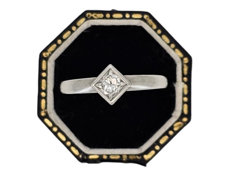 Diamond Solitaire Ring Platinum Bezel Rub-over Set Princess Cut 0.40ct F-G Colour Vs-Si Clarity 