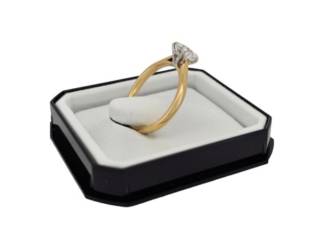 Diamond Solitaire Ring Brilliant Cut 0.90ct Four Claw 18ct Yellow Gold Vs Clarity 