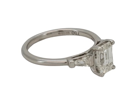 Diamond Solitaire Ring Emerald Cut 1.20ct F-G Colour Vs Clarity 18ct White Gold Tapered Baguette Shoulders 