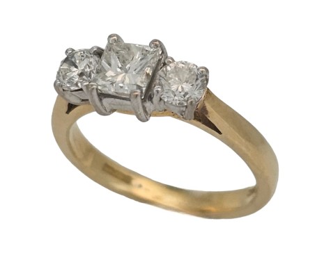Diamond Three Stone Trilogy Ring 18ct Yellow Gold 1.04ct Certified H Colour vs1 Clarity Princess & Brilliant Cut 