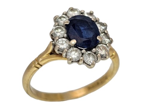 Sapphire & Diamond Cluster Ring 18ct Yellow Gold Oval & Brilliant Cut 1.00ct 