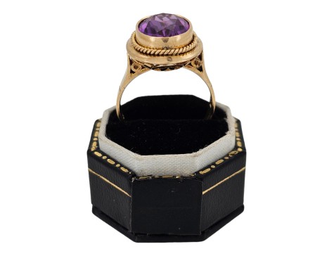 Vintage Purple Synthetic Spinel Filigree Dress Ring 18ct Gold 