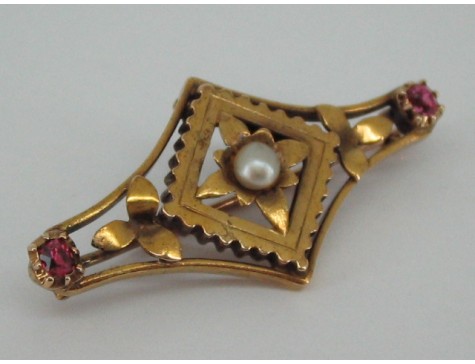 15ct Gold Ladies Victorian Ruby & Pearl Brooch
