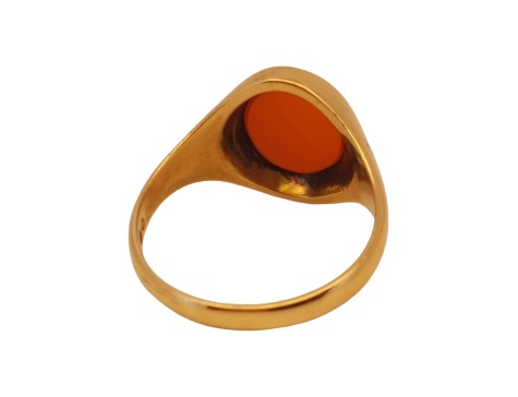 Gents Oval Carnelian Signet Ring 9ct Yellow Gold