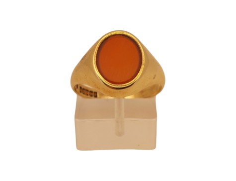 Gents Oval Carnelian Signet Ring 9ct Yellow Gold