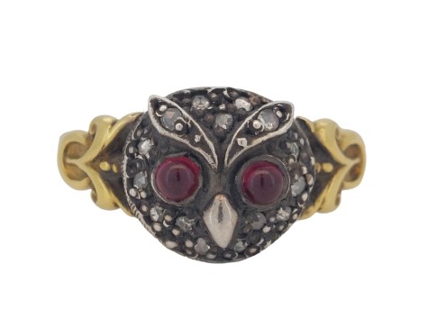 Unusual Ruby & Diamond 18ct Gold Owl Ring