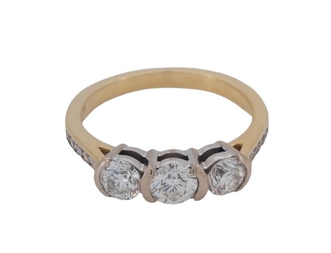 Diamond Three Stone Trilogy Ring 18ct Yellow Gold 0.85ct H Colour vs2 Certified H W Tankel Glasgow