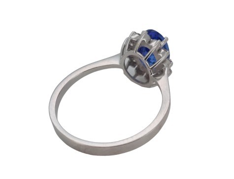 Tanzanite & Diamond Cluster Ring 18ct White Gold AAAA Grade 1.00ct