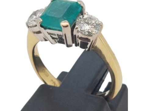 Colombian Emerald & Diamond Three Stone Ring 18ct Gold