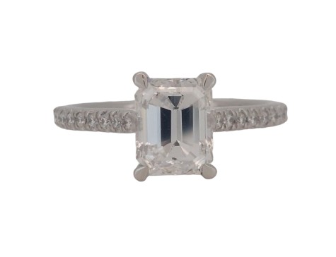 Exceptional Certified Emerald Cut Diamond Solitaire Ring 1.99ct E Colour Vs2 Clarity Platinum 