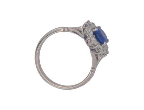 Tanzanite & Diamond Traditional Cluster Ring 1.00ct F-G  Colour Vs Clarity AAAA