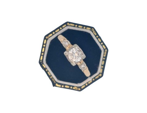 American 1940's Diamond Solitaire Ring 14kt Gold & Palladium 0.65ct