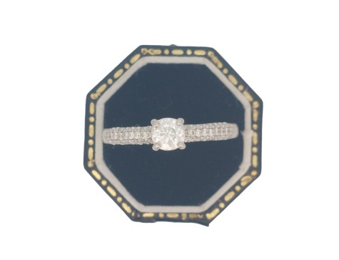 Diamond Solitaire Ring Pave Shoulders Platinum 0.75ct F Colour Si Clarity Certified 