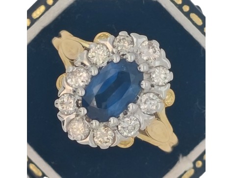 Sapphire & Diamond Vintage Cluster Ring 18ct Yellow Gold  Ornate Split Shank Shoulders 