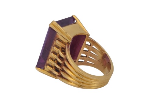 Superb Quality Vintage 18ct Gold Synthetic Colour Change Corundum Alexandrite Dress Cocktail  Ring