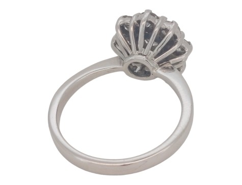 Fine Quality 18ct White Gold 1.80ct Diamond Flower Cluster Ring 1ct Centre Stone