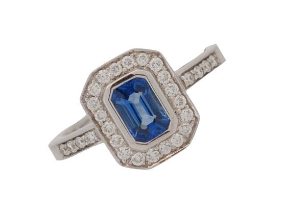 Sapphire & Diamond Halo Cluster Ring 18ct White Gold F-G Colour  VS Clarity
