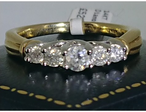 14KT Gold Diamond 0.5ct 5 Stone Ring